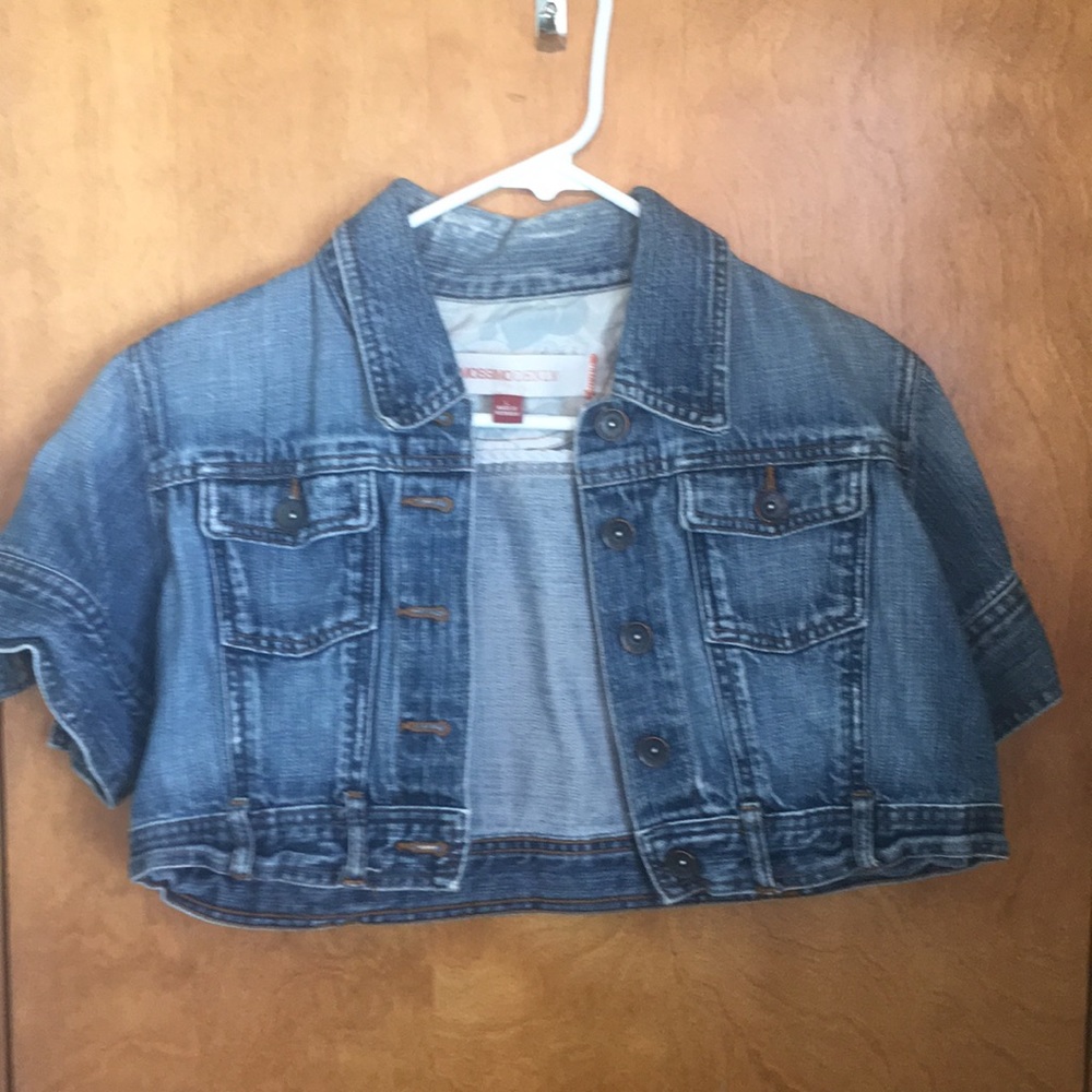 Cropped denim jacket